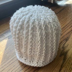 White & silver sparkly beanie hat